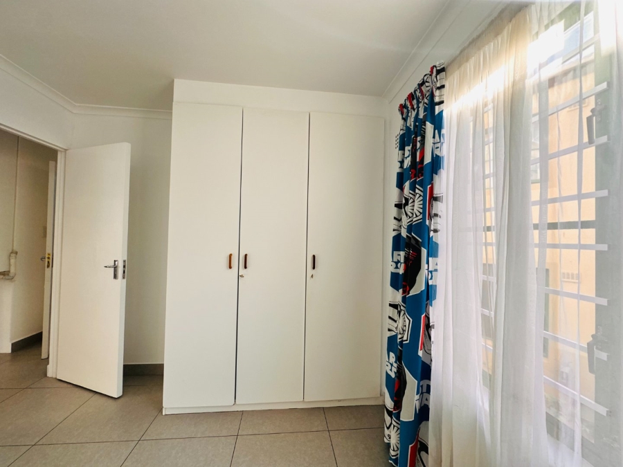 2 Bedroom Property for Sale in Table View Western Cape